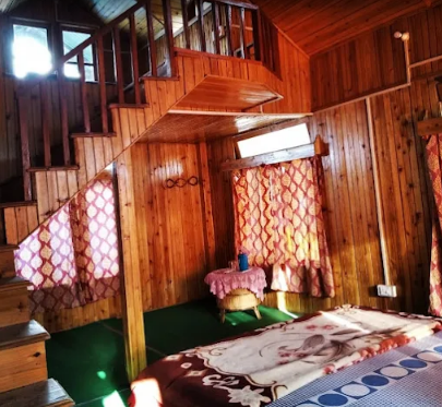 Red Panda Eco Huts Kolakham